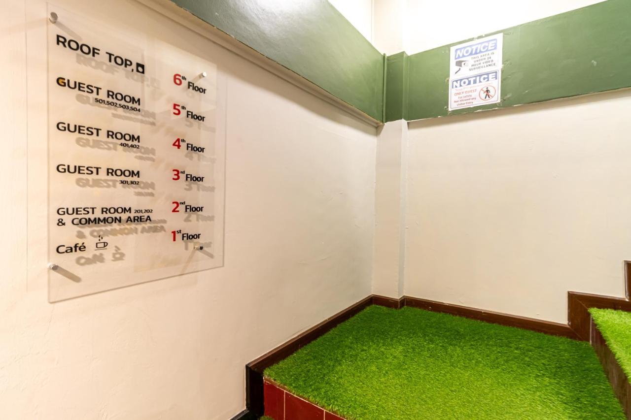 Snoozzze Hostel ใกล้รถไฟฟ้า ย่านบางรัก (Adults Only) Bangkok Luaran gambar