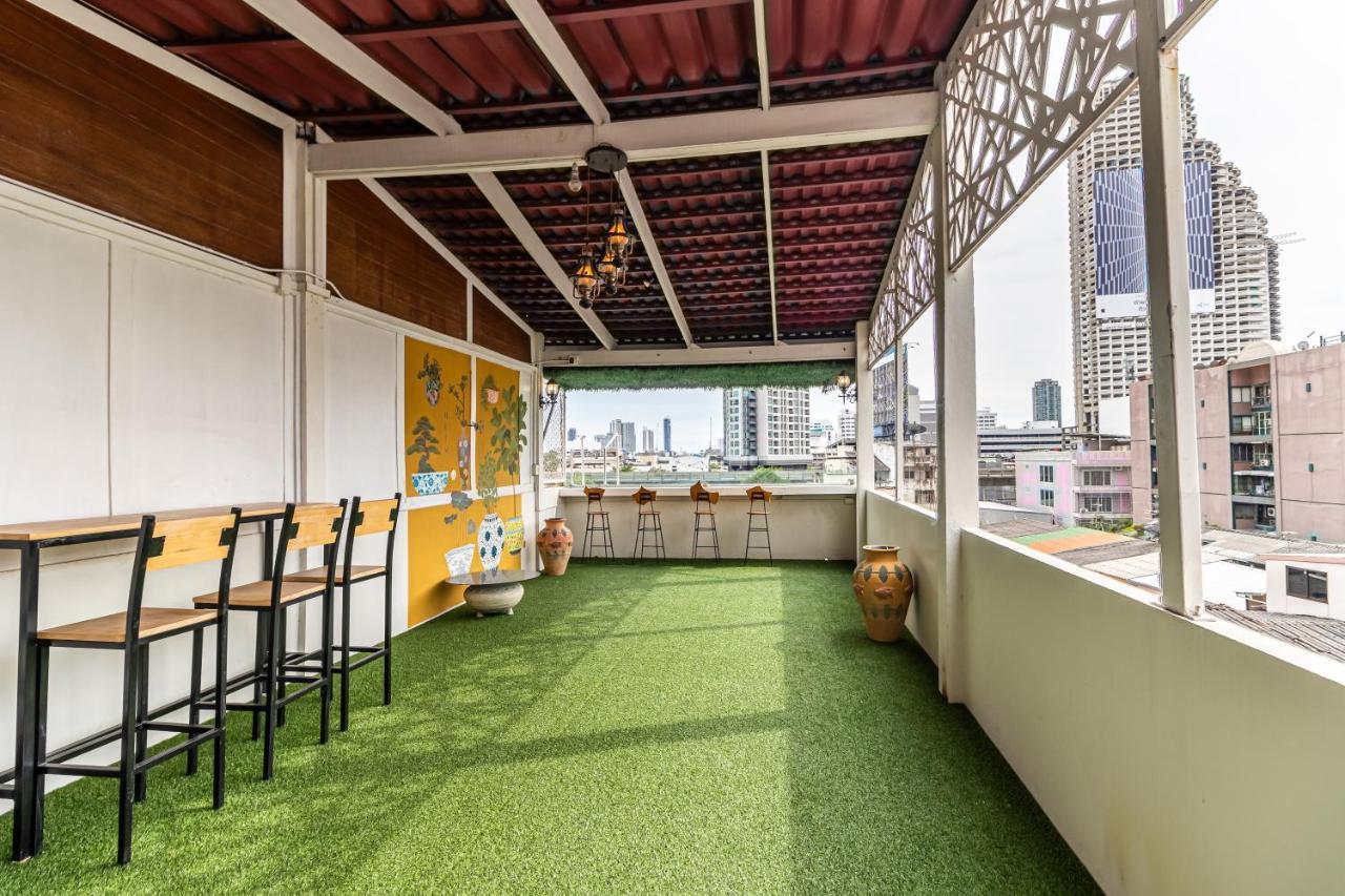 Snoozzze Hostel ใกล้รถไฟฟ้า ย่านบางรัก (Adults Only) Bangkok Luaran gambar