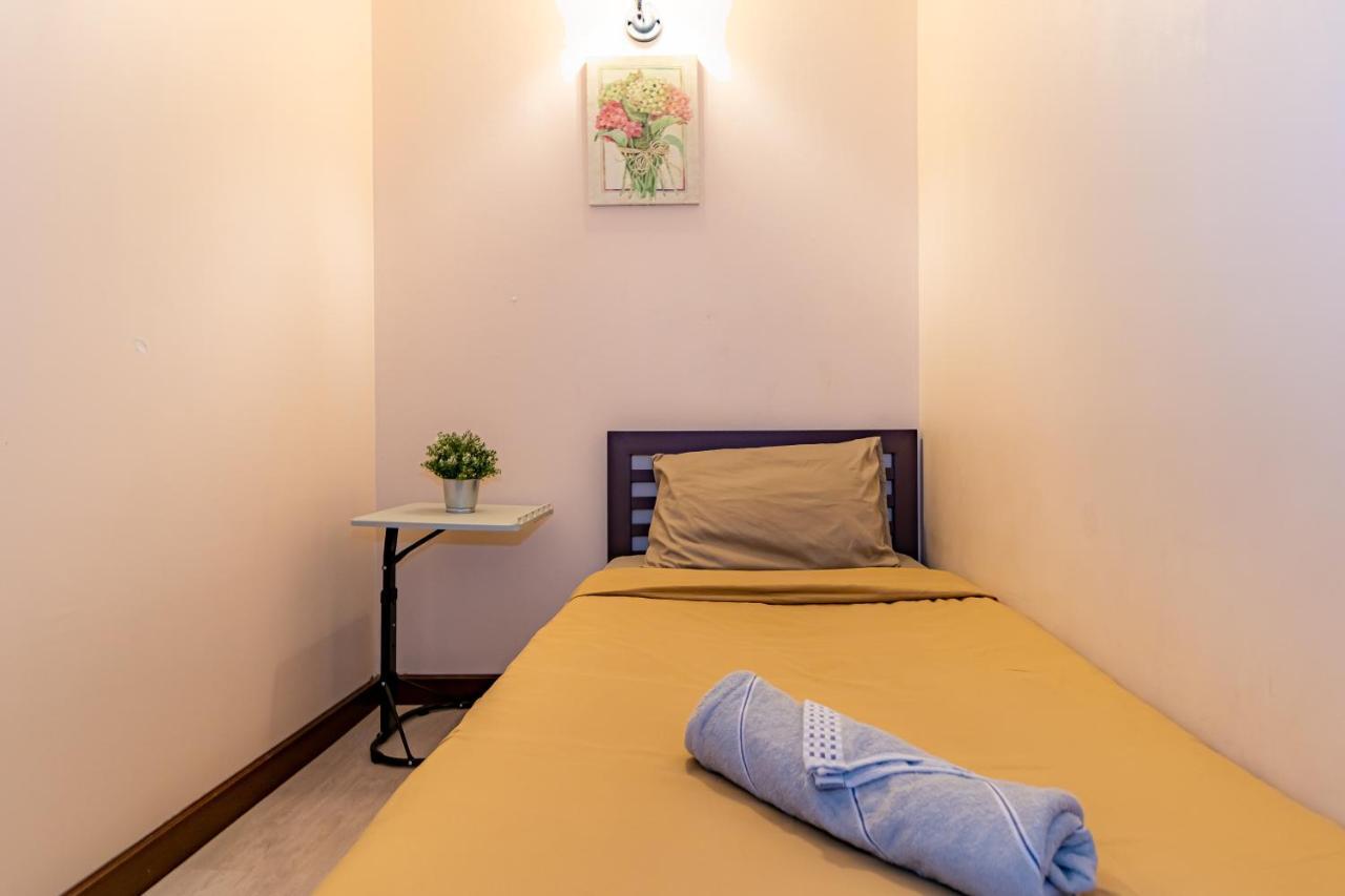 Snoozzze Hostel ใกล้รถไฟฟ้า ย่านบางรัก (Adults Only) Bangkok Luaran gambar