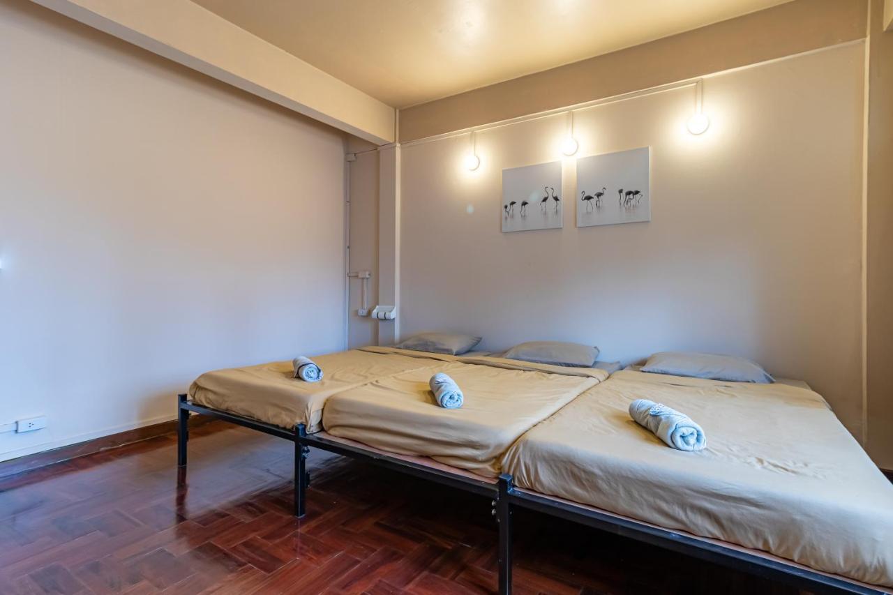 Snoozzze Hostel ใกล้รถไฟฟ้า ย่านบางรัก (Adults Only) Bangkok Luaran gambar